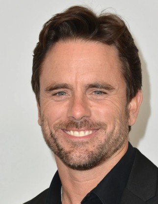 How tall is Charles Esten?